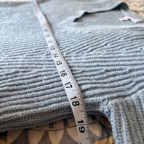 10 Crosby Derek Lam Sky Blue Cashmere Wool Blend V-Neck Sweater, oversized XS - Picture 8 of 10